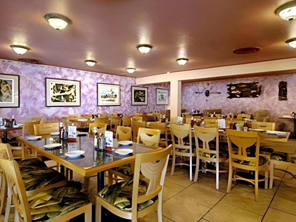 拉斯维加斯 夏利马尔青年旅馆酒店 外观 照片