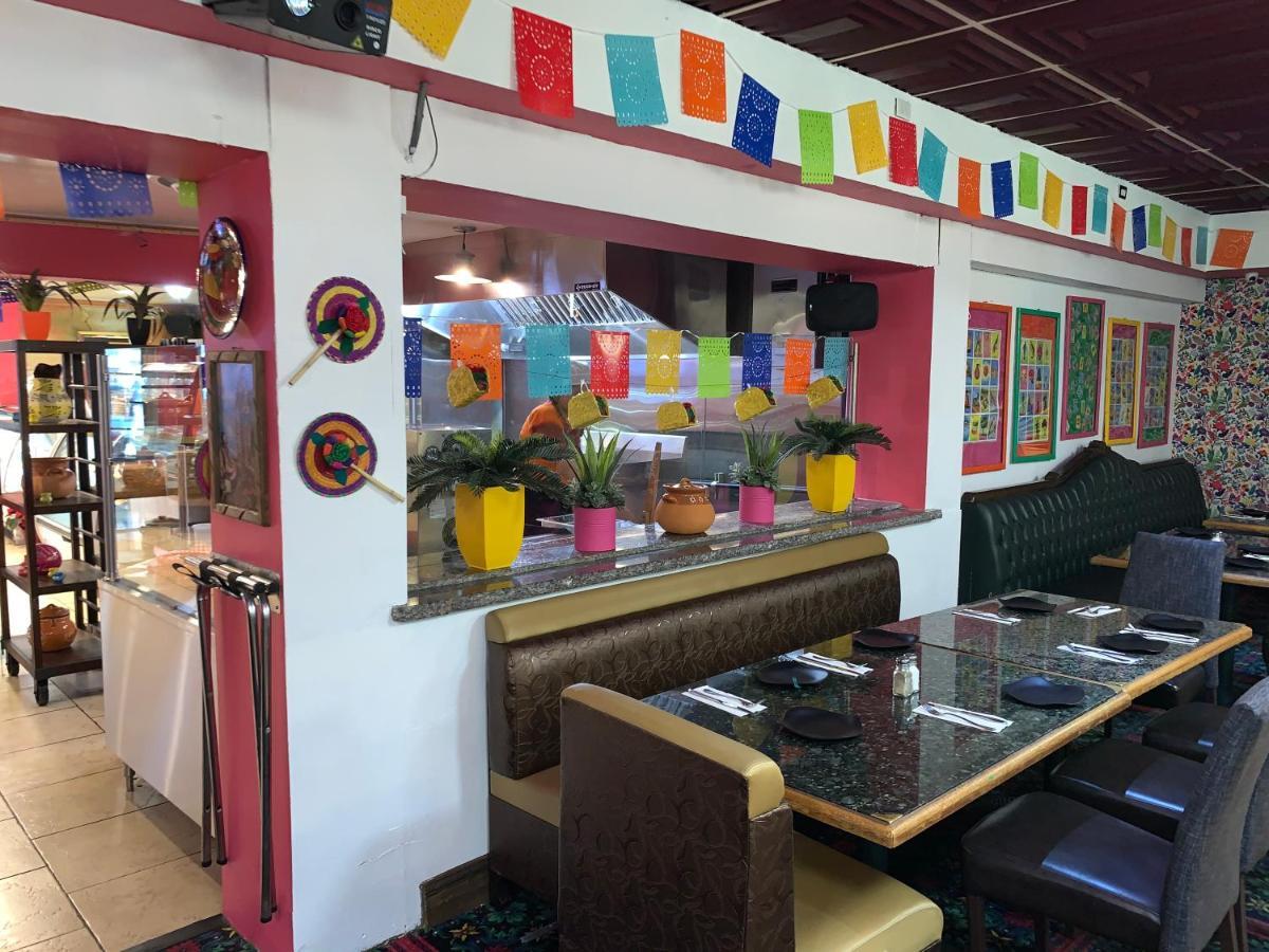 拉斯维加斯 夏利马尔青年旅馆酒店 外观 照片